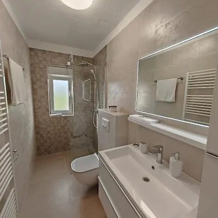 Luxury Nikoma With Heated Pool And Whirlpool Dicmo