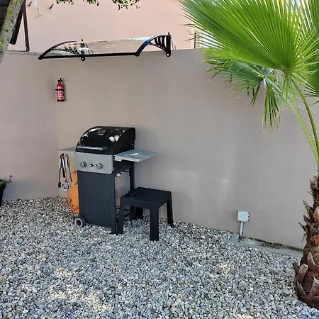 Villa Luxury Nikoma With Heated Pool And Whirlpool Dicmo