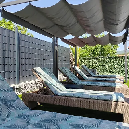 Villa Luxury Nikoma With Heated Pool And Whirlpool Dicmo