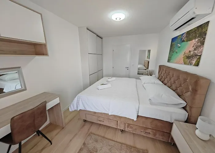Villa Luxury Nikoma With Heated Pool And Whirlpool