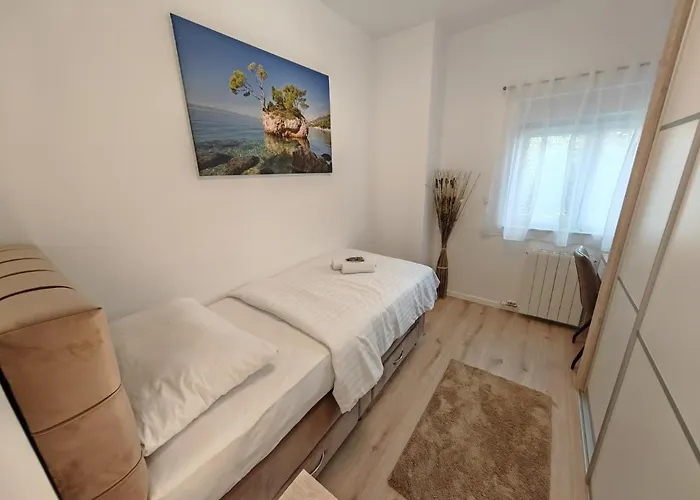 Villa Luxury Nikoma With Heated Pool And Whirlpool Dicmo