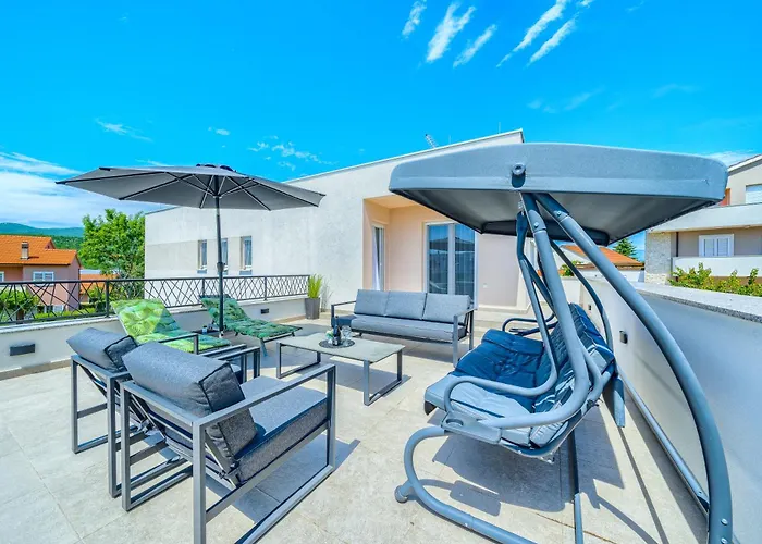 Villa Luxury Nikoma With Heated Pool And Whirlpool