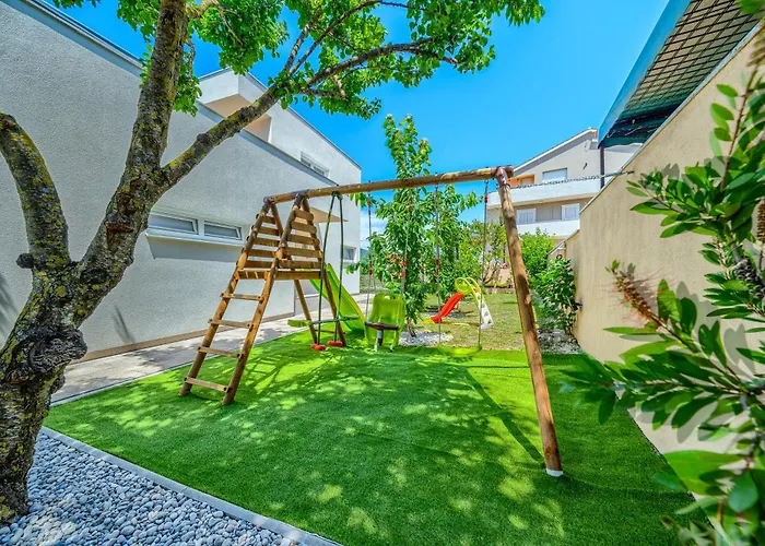 Villa Luxury Nikoma With Heated Pool And Whirlpool *