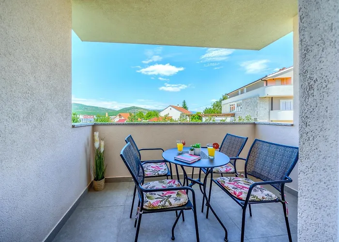 Villa Luxury Nikoma With Heated Pool And Whirlpool *